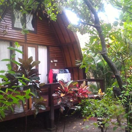 Omah Gili Hotel Gili Air Exterior photo